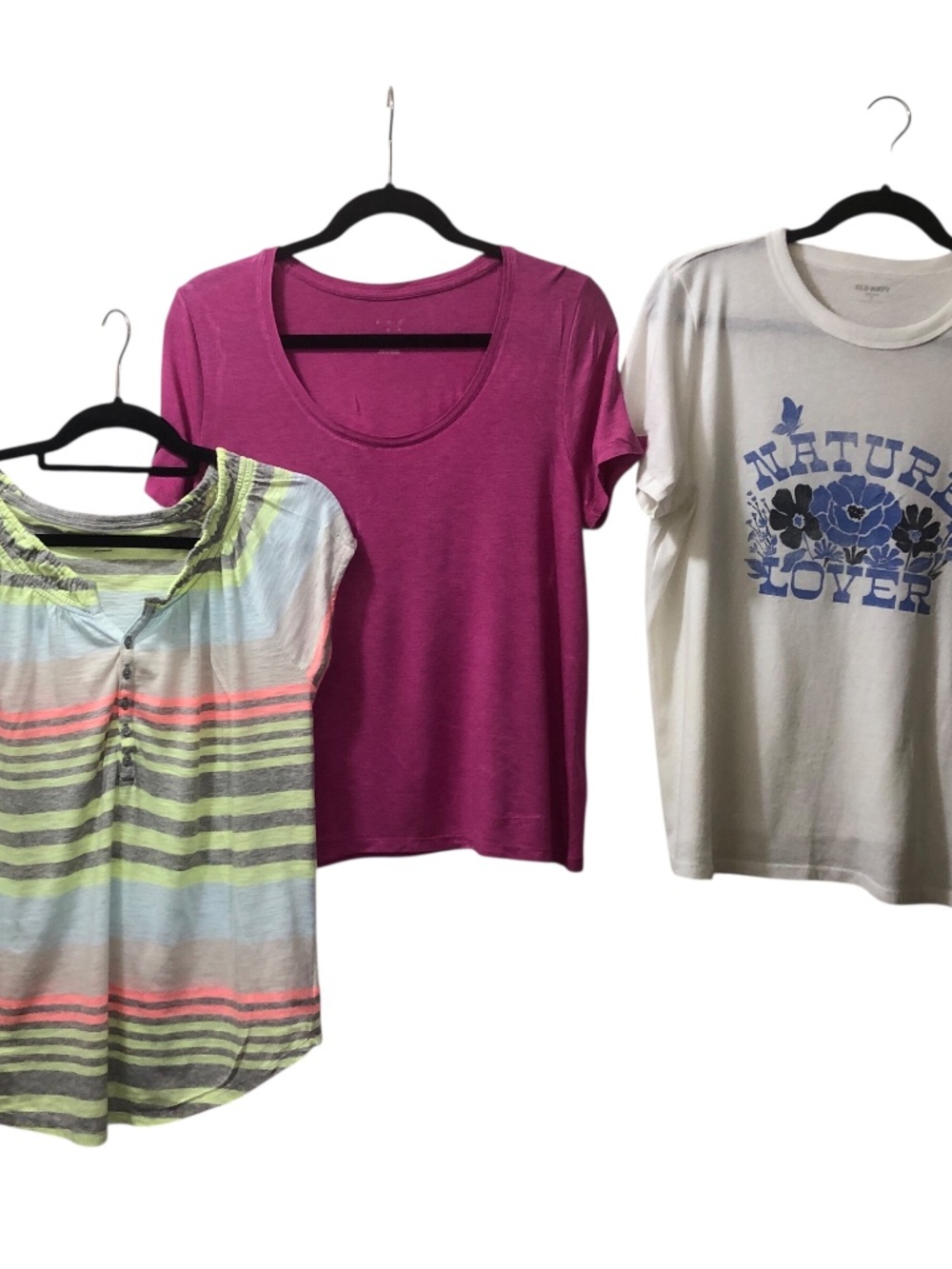 3 for $10 Bundle Women’s Short Sleeve Tee Shirt Size Medium